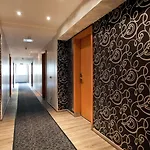 Apartment Boardinghouse *