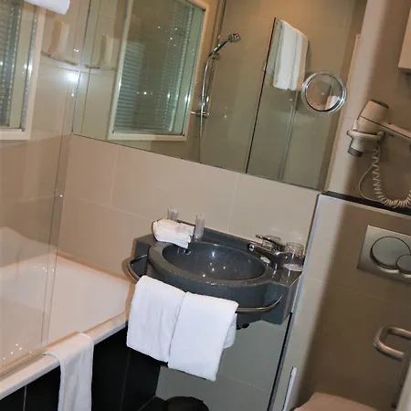Boardinghouse Apartment *